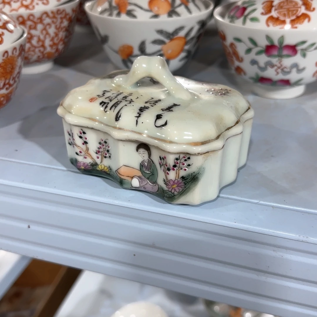 瓷片我是瓷器的师傅的妈妈