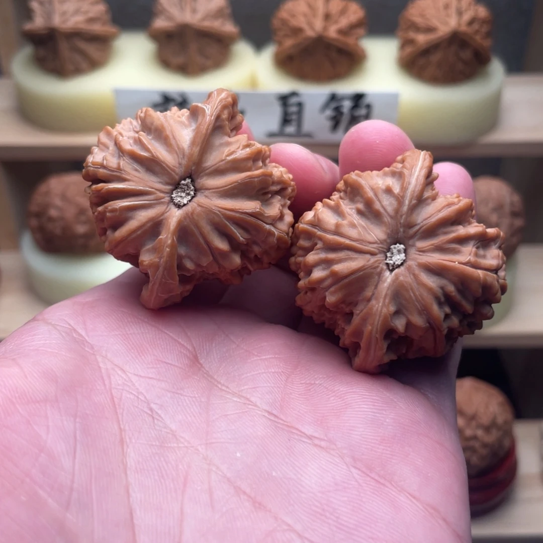 s***g文玩核桃吊坠磨盘41福利