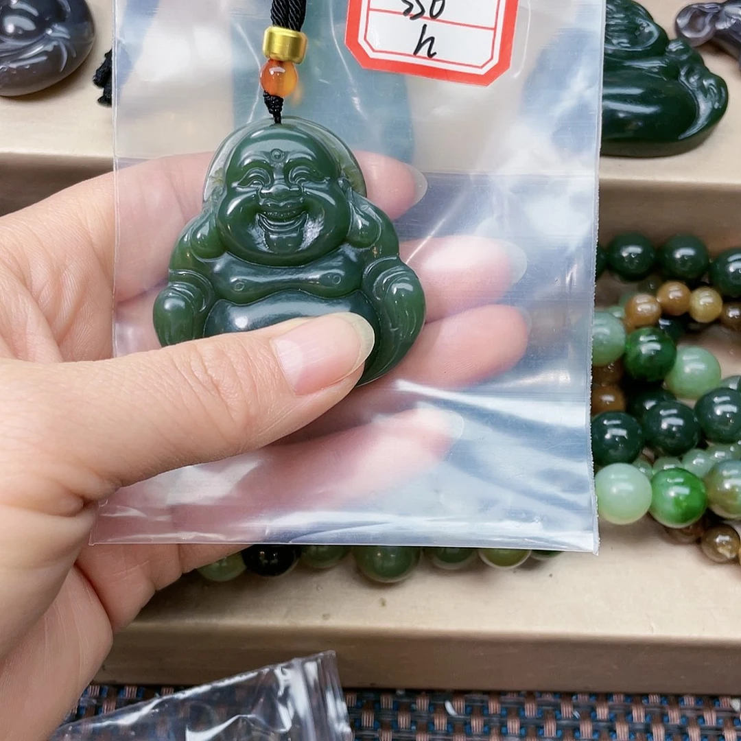 未镶嵌和田玉挂件