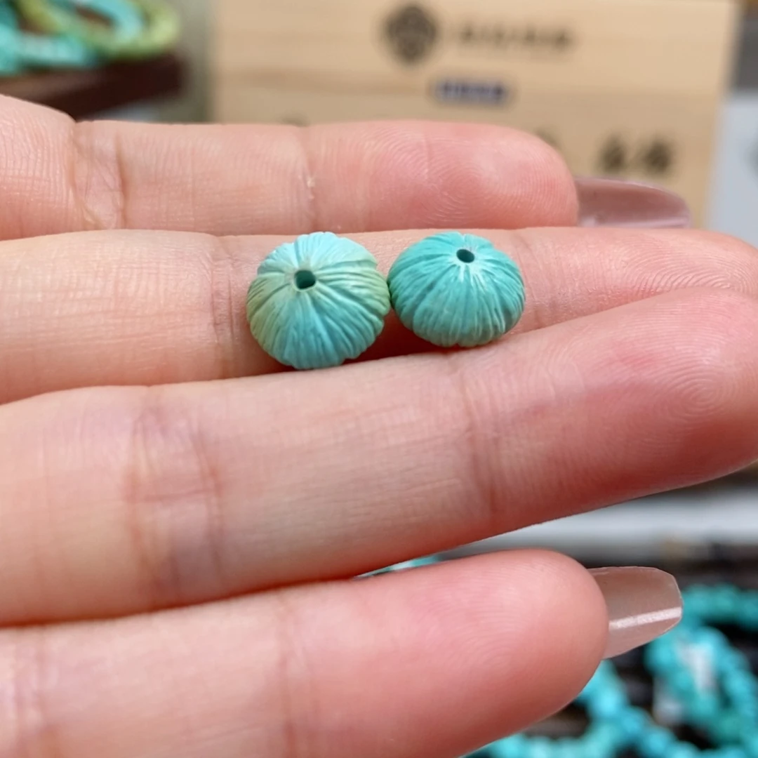 绿松石雕刻未镶嵌