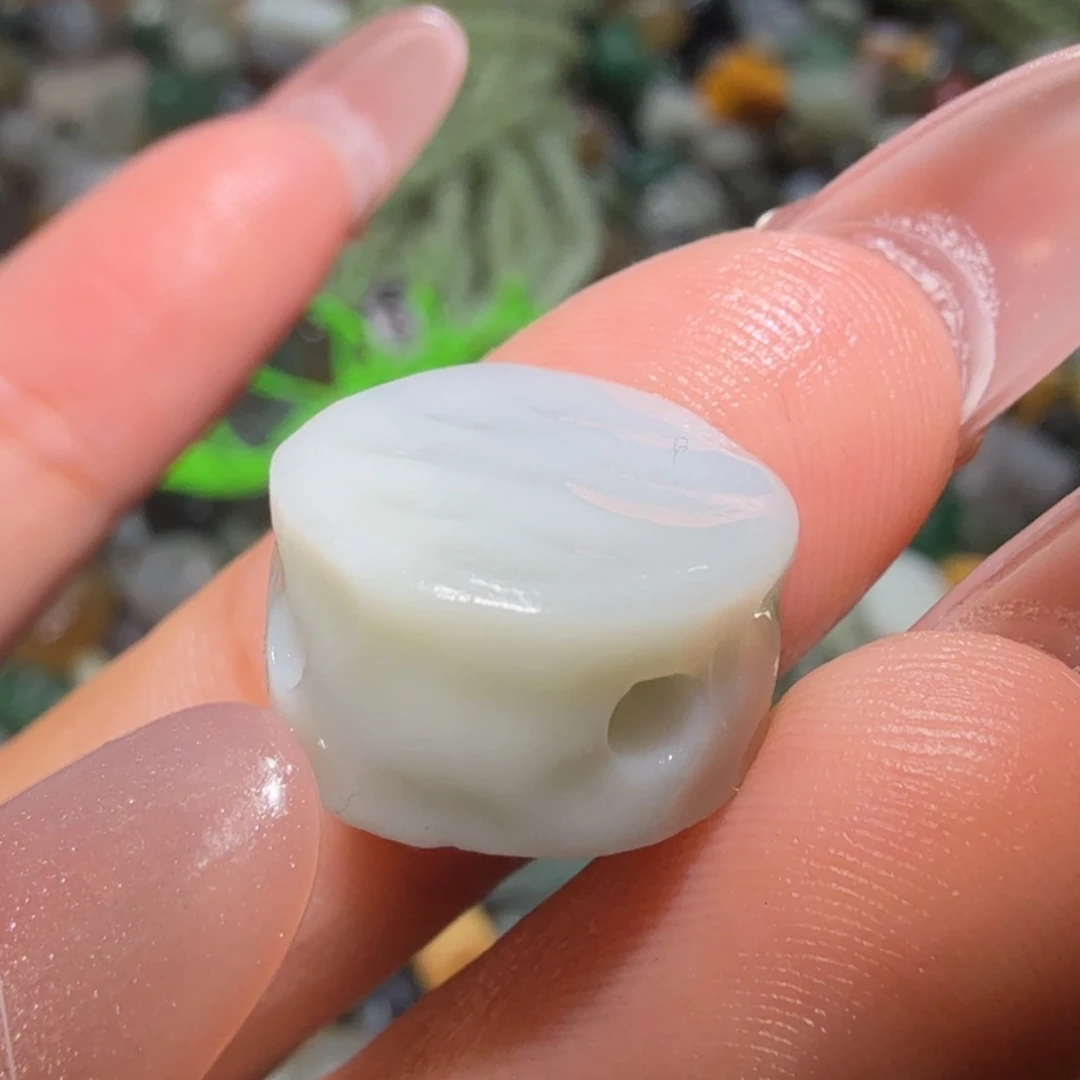 和田玉未镶嵌珠宝半成品