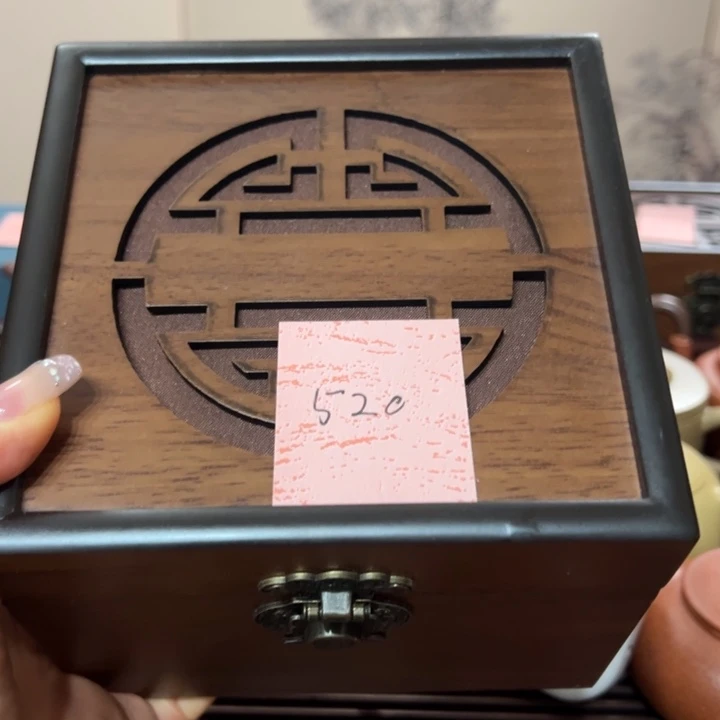 紫砂茶壶余*师宜兴紫砂文化艺术