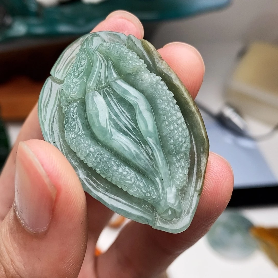 定制翡翠未镶嵌翡翠