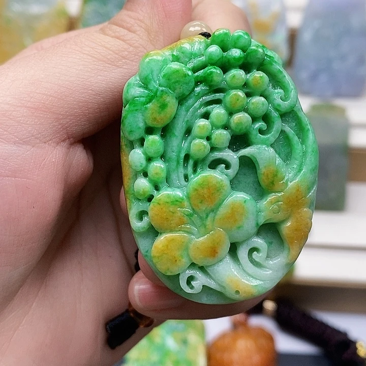 颈饰未镶嵌翡翠翡翠A货