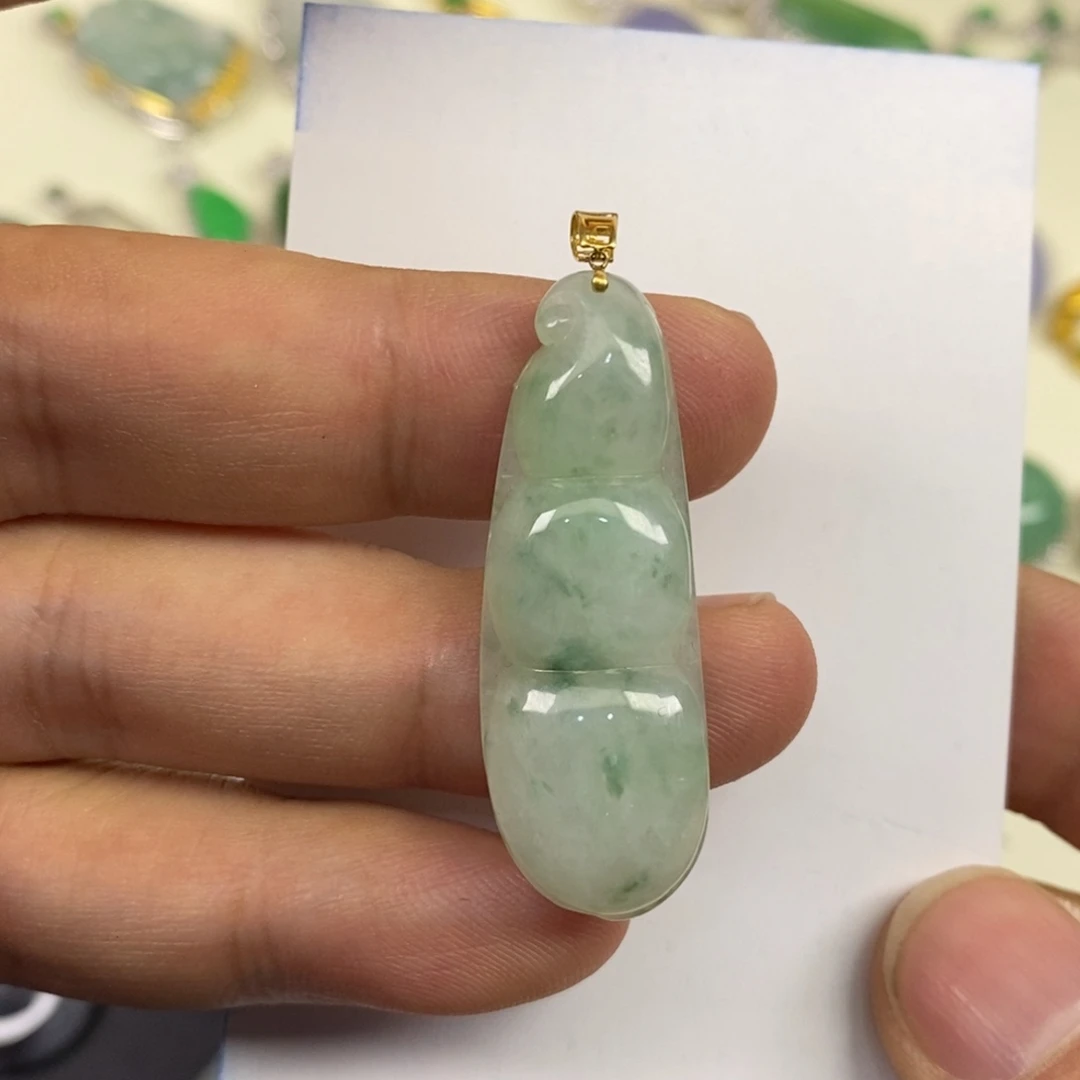 定制翡翠18K金镶嵌天然缅甸翡翠A货漏个