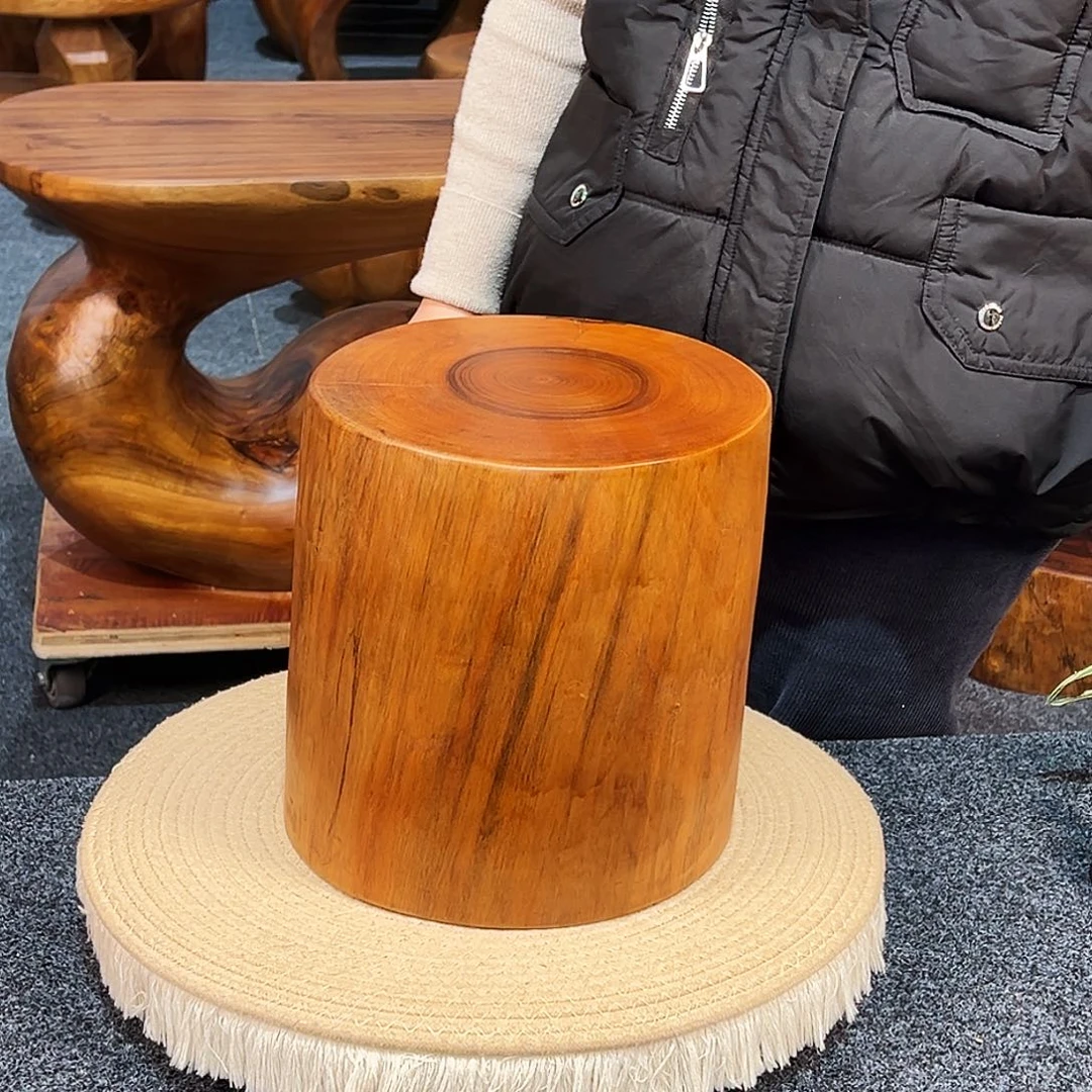 13 号香樟木尺寸：24-24-25cm