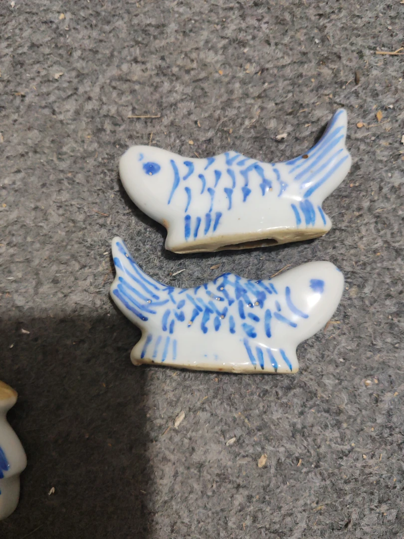 景德镇陶瓷笔架子