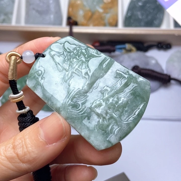 翡翠未镶嵌挂件翡翠