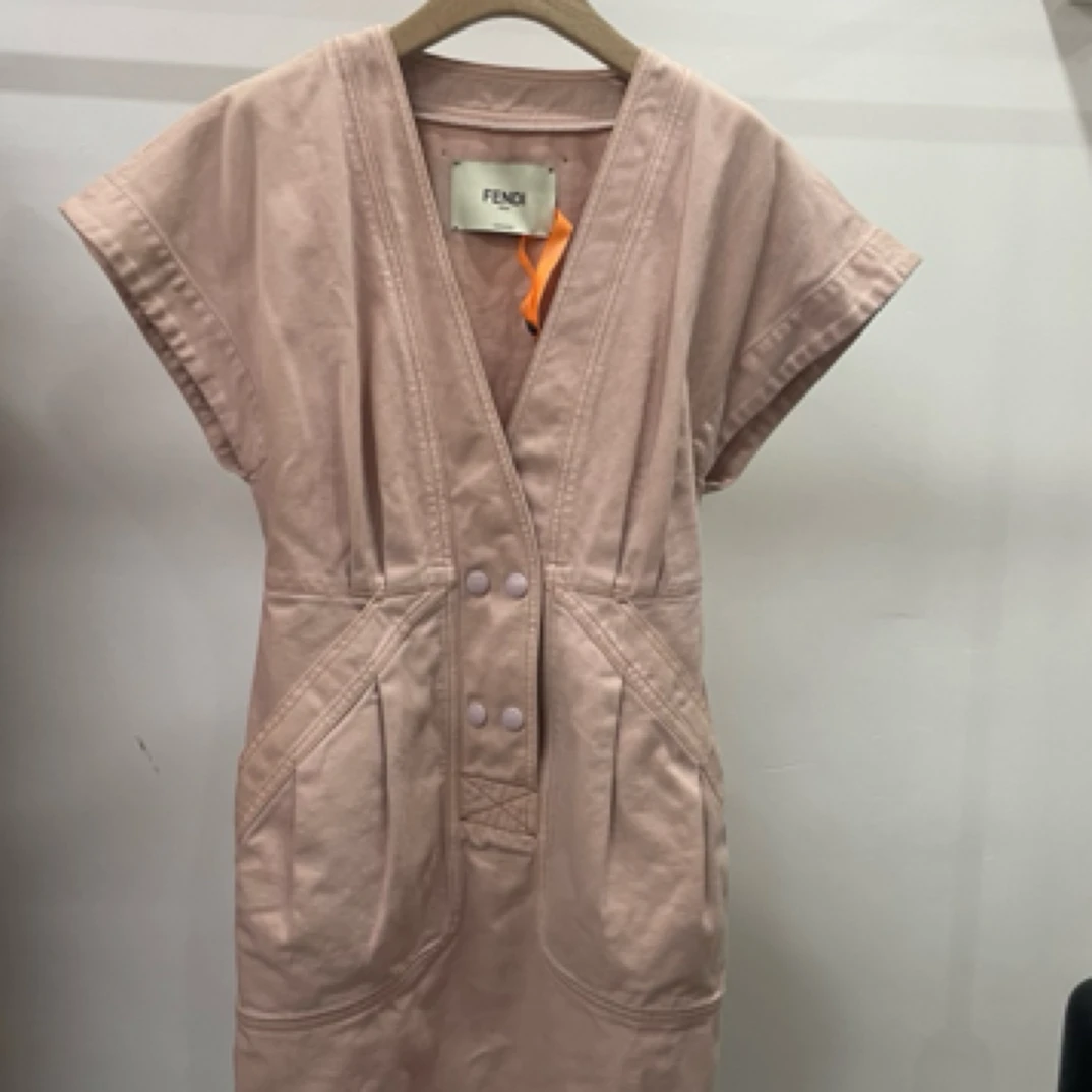 99新 FENDI/芬迪 粉色牛仔连衣裙/40码/D01300