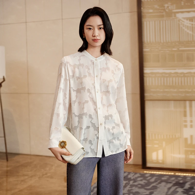 EP雅莹高端系列 优雅气质通透剪花立领衬衫 春装新款2207B