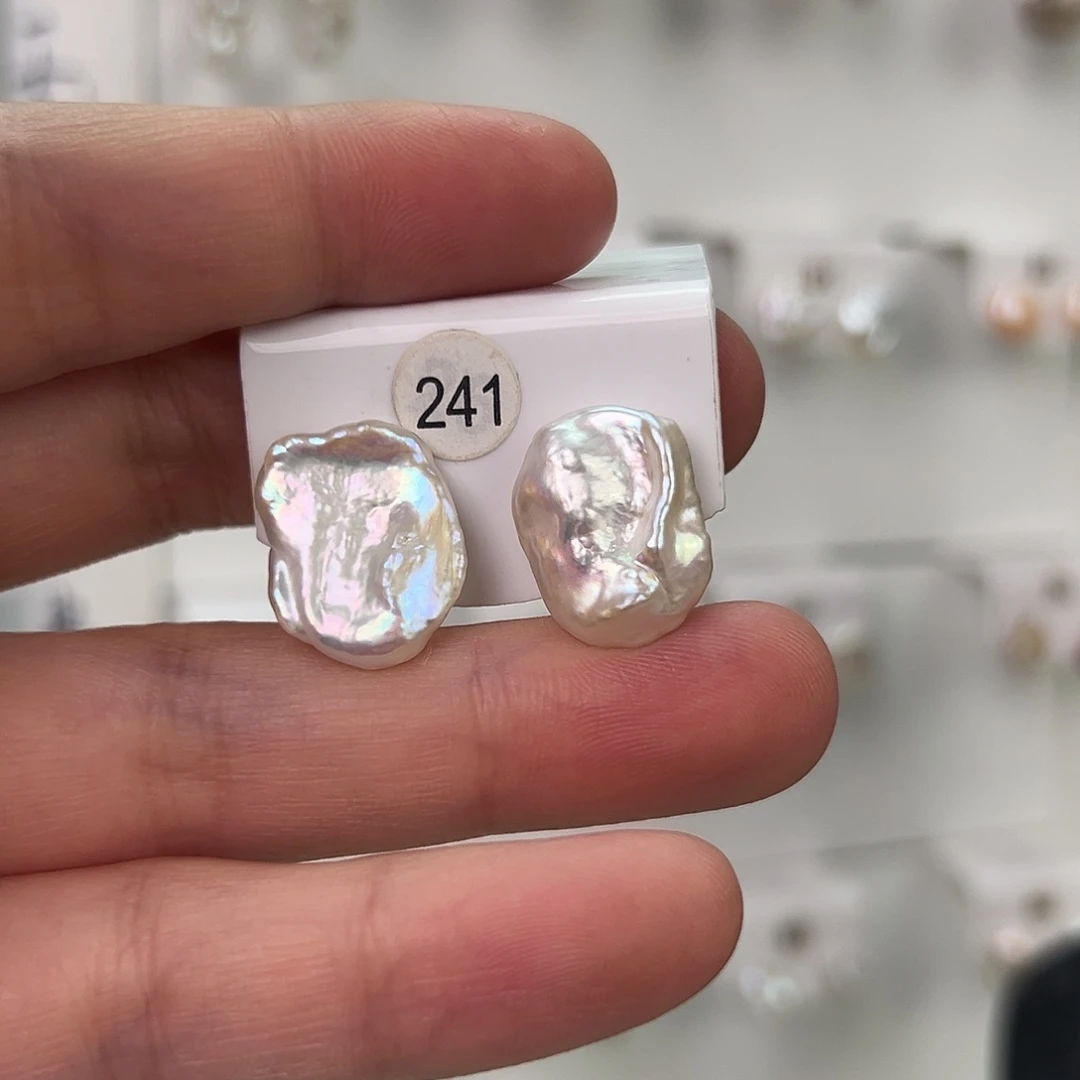 非金属巴洛克花瓣耳饰