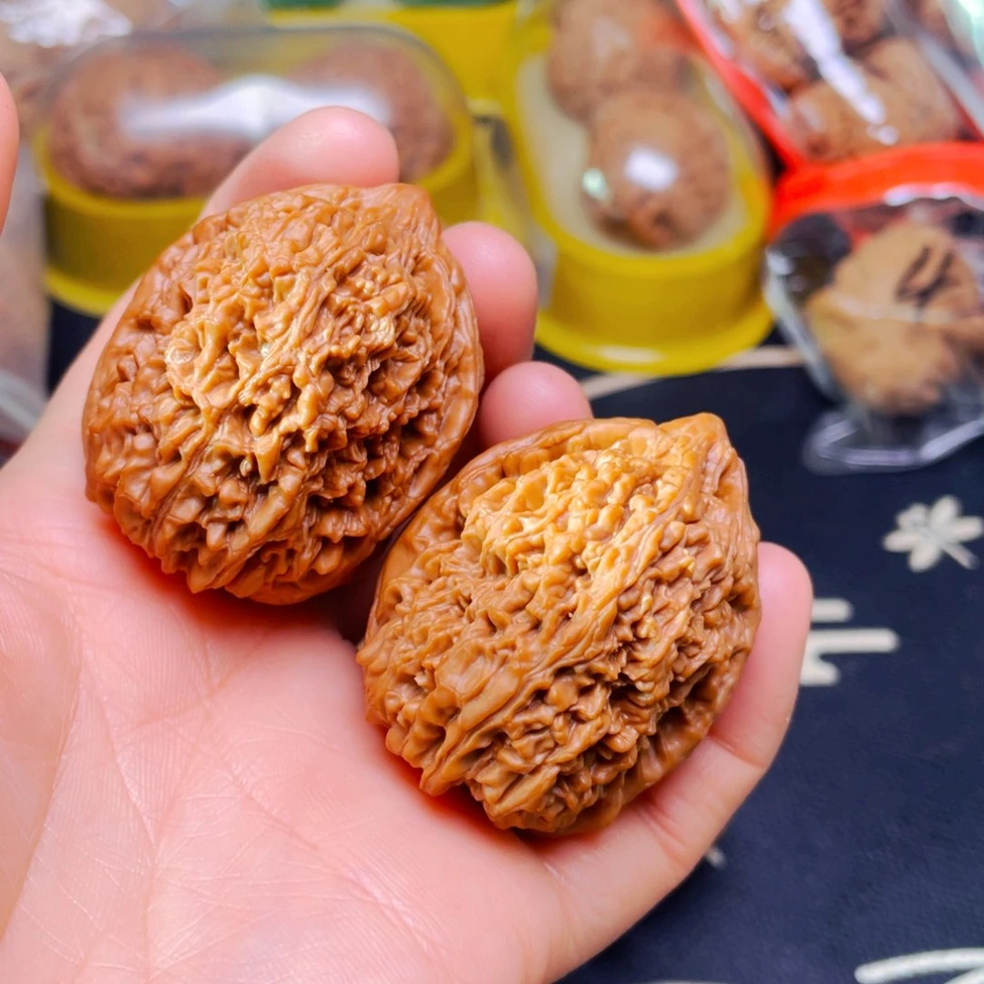 吊坠文玩核桃蒜头一对