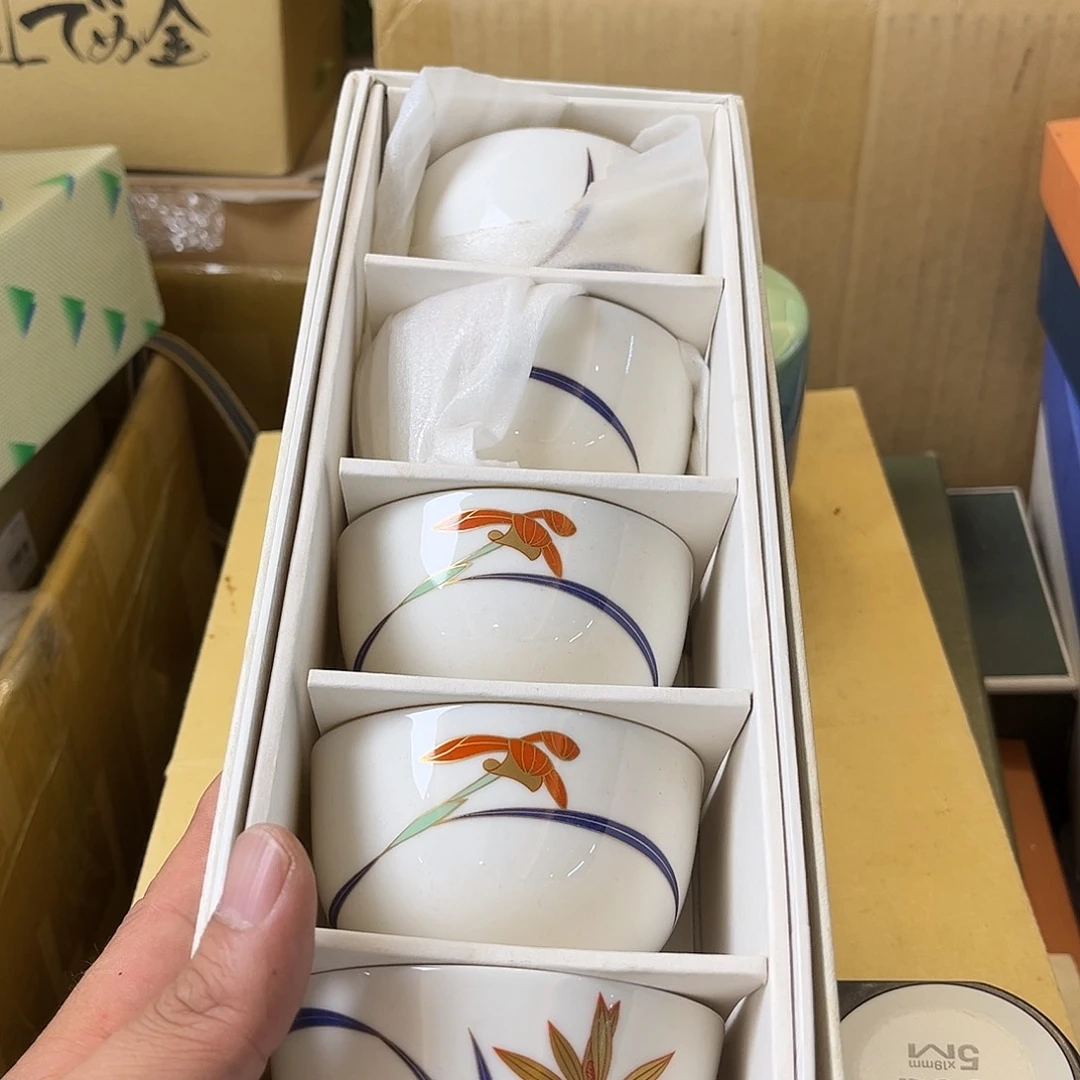 盖碗在家门口吃完早餐去接