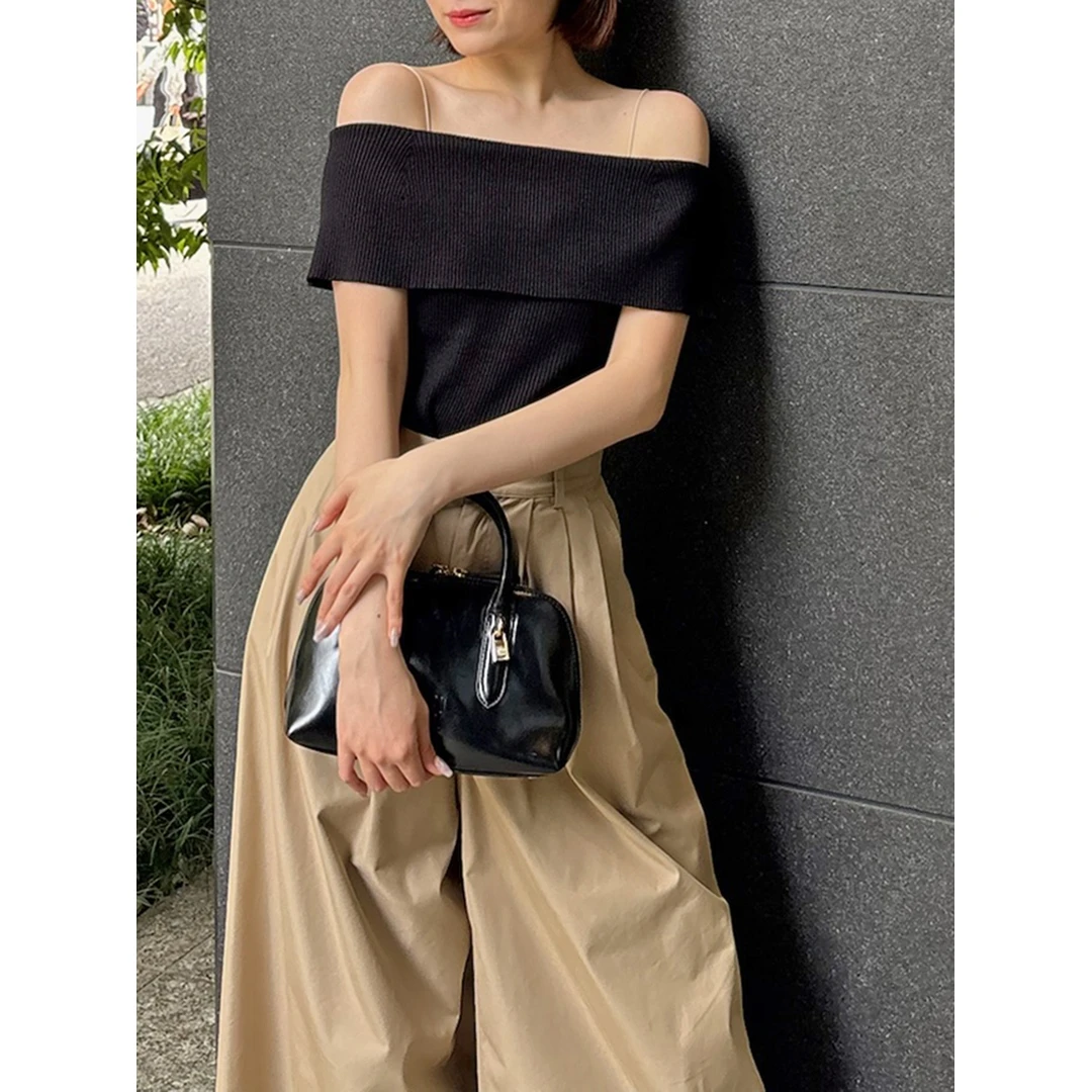 【胖虎家】S 夏季新款 知性温柔风纯色一字肩显瘦露肩针织套头衫