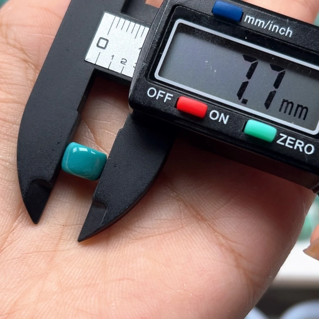 南红玛瑙未镶嵌珠宝奇石