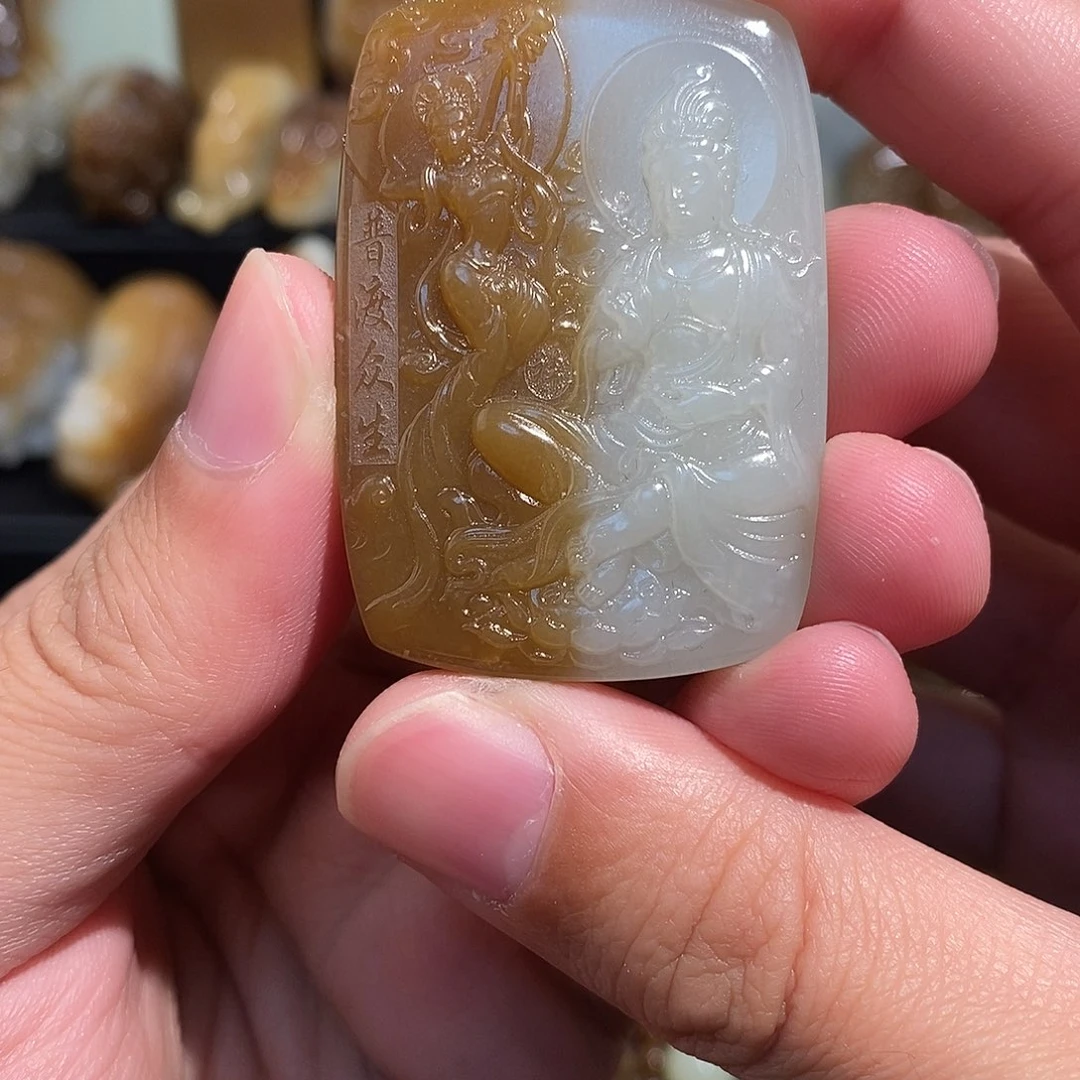 和田玉未镶嵌颈饰