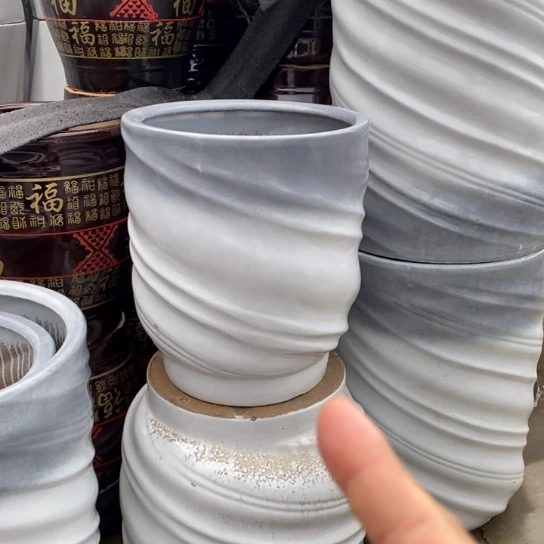 渐变灰螺旋纹大号福利