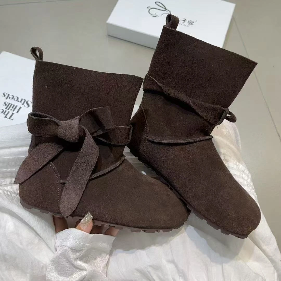 高颜值舒适软皮小短靴2025秋季新款真皮平底小众小个子显瘦马丁靴