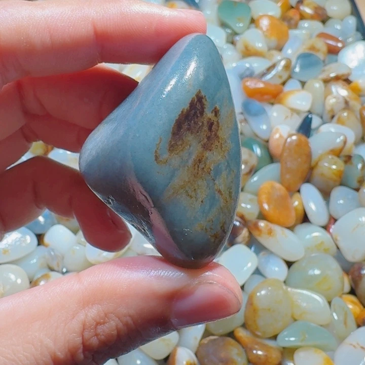 和田玉（糖玉）未镶嵌颈饰44.6克