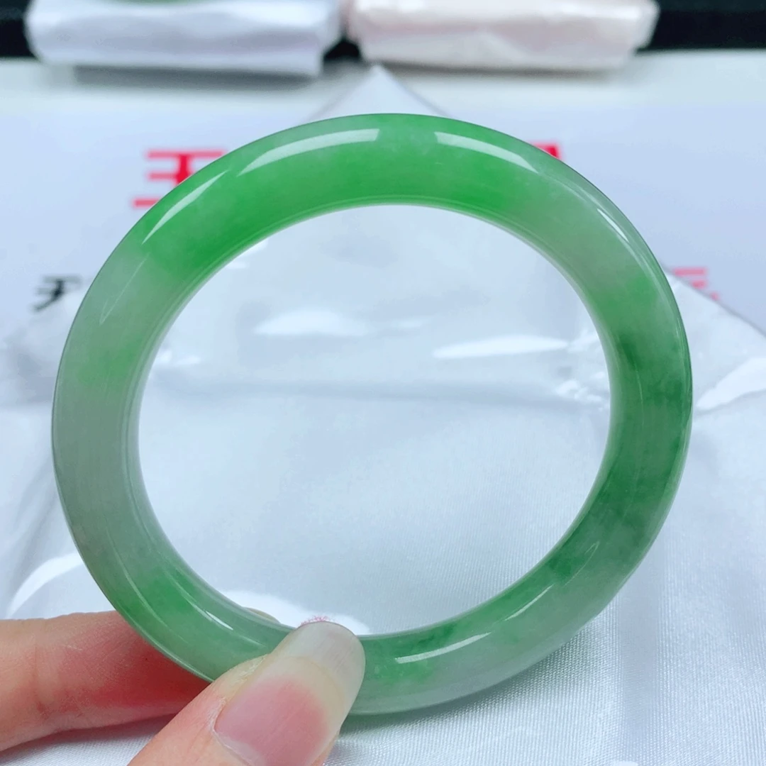 未镶嵌手镯翡翠  编号45 圆条54+