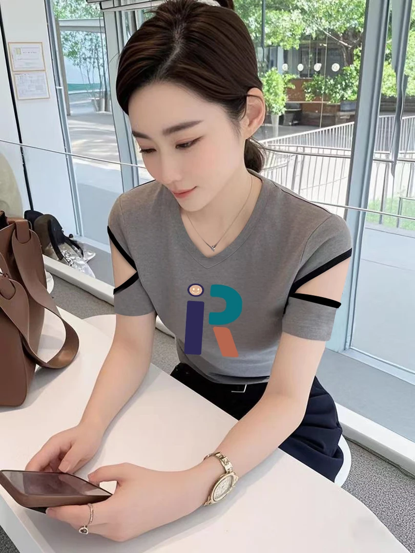 2025夏季韩系V领时尚小众修身欧货显瘦露肩短袖上衣打底衫T恤女