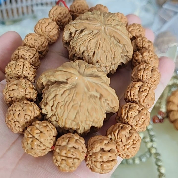 文玩核桃把件处理手串+瑕疵43白狮子