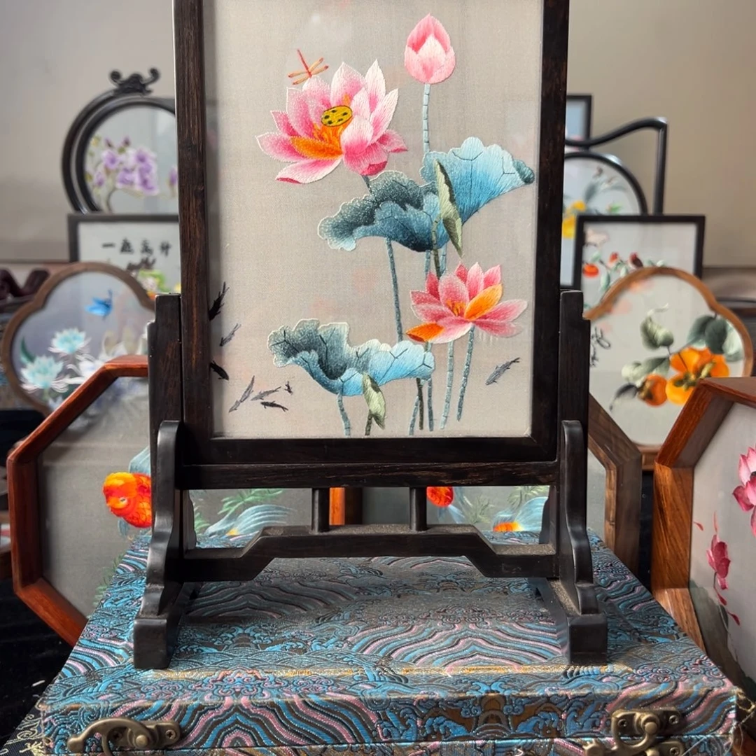 刺绣纯手工刺绣双面绣团扇