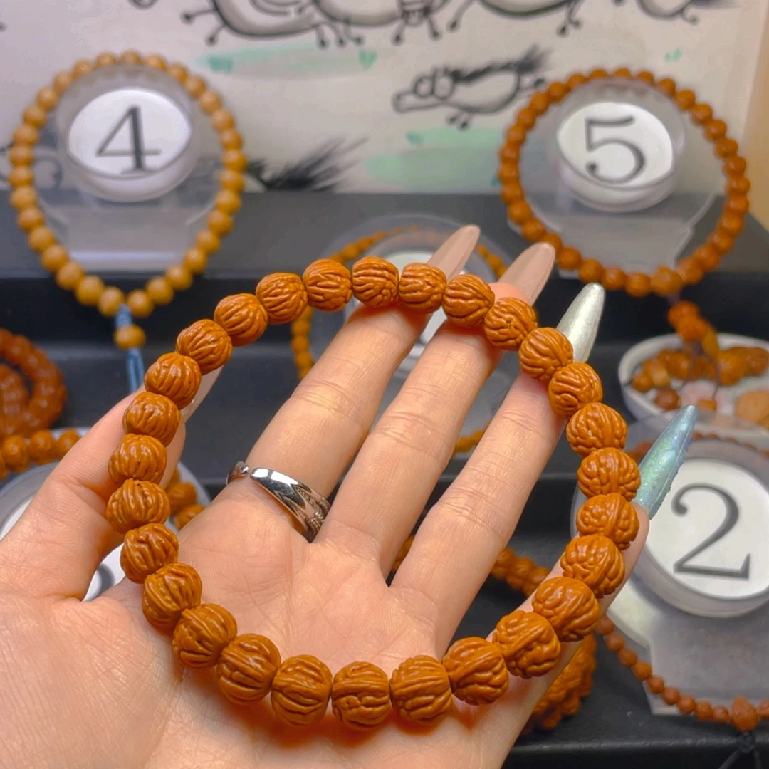 柱***子桃核吊坠1.1111111111111