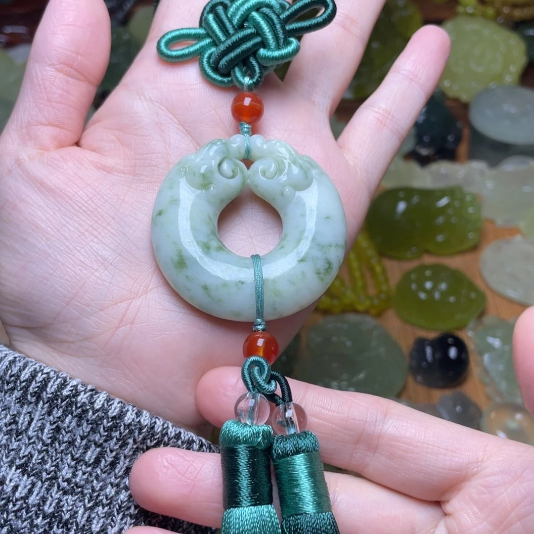 蛇纹石玉未镶嵌车挂