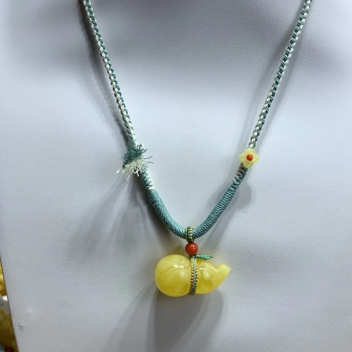 蜜蜡未镶嵌颈饰吊坠