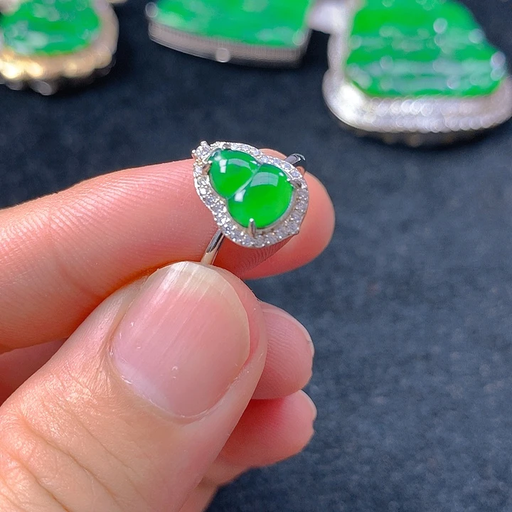 【闪购商品】翡翠银S925镶嵌颈饰翡翠