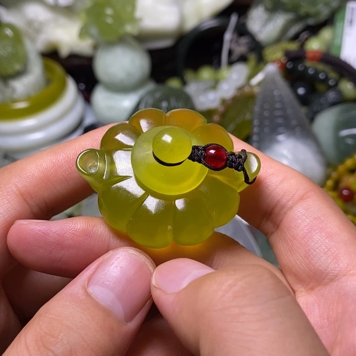 未镶嵌岫玉岫玉颈饰