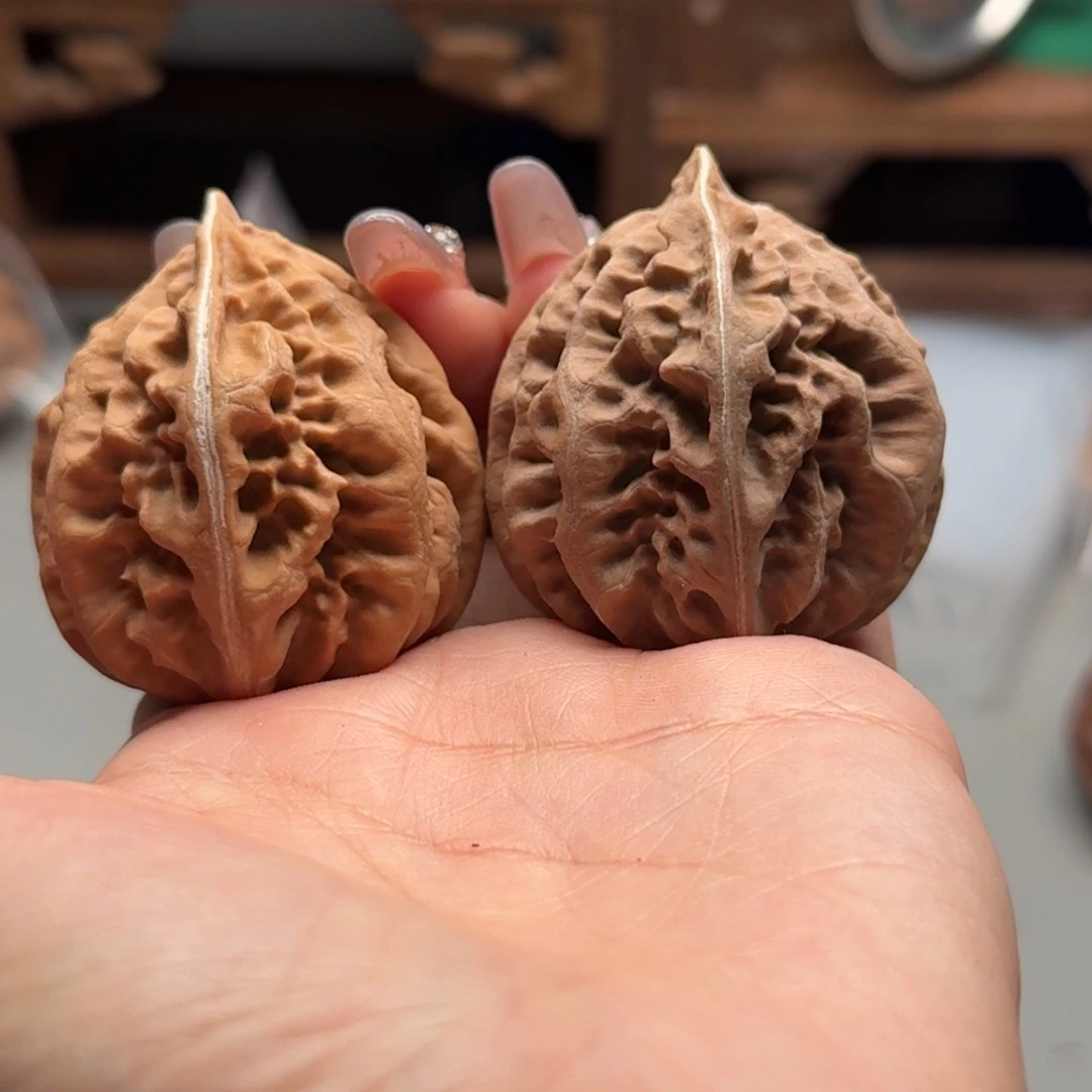 文玩核桃把件关东木子楸百核103色差