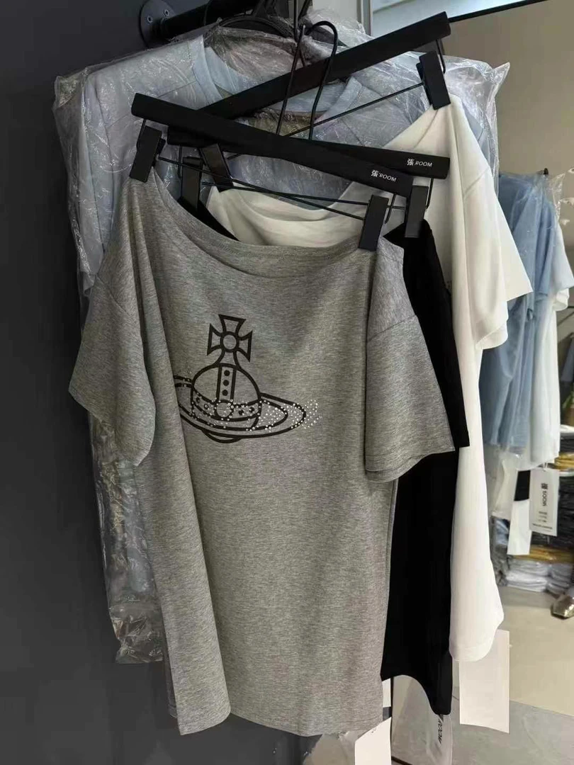 美式烫钻印花灰色露肩短袖T恤女夏季纯欲风宽松辣妹百搭慵懒上衣