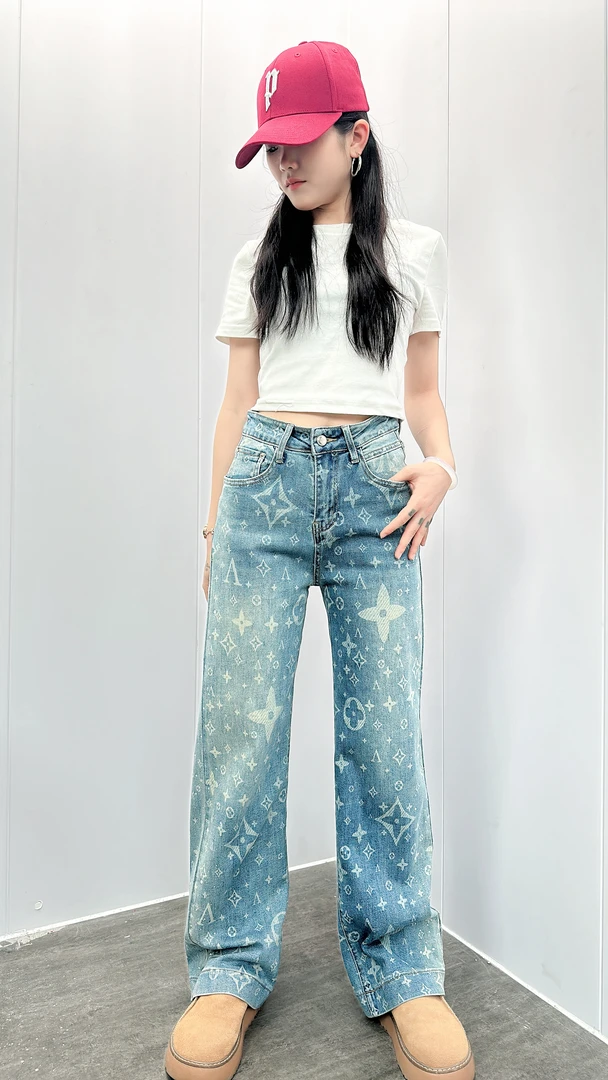 2025夏季高腰烫钻设计时尚欧货牛仔裤