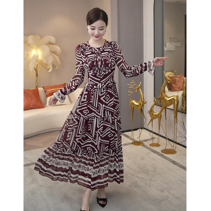 预售2025春秋新款【6988】气质时尚高级大裙摆枣红色长袖连衣裙子女