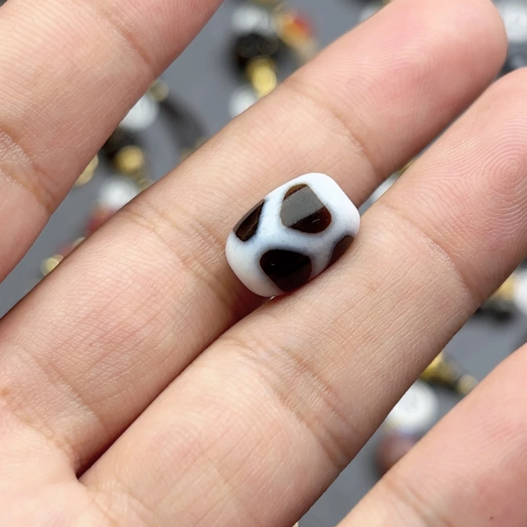 玛瑙/玉髓未镶嵌文玩配饰海**长10mm..