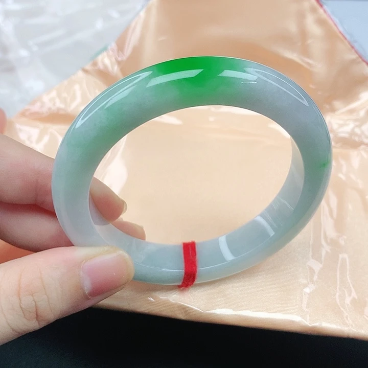 未镶嵌手镯翡翠翡翠900