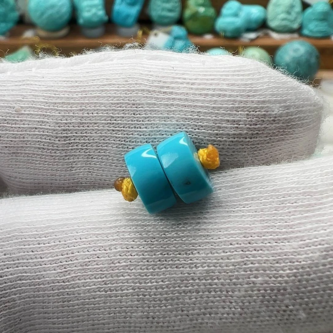 绿松石配饰未镶嵌