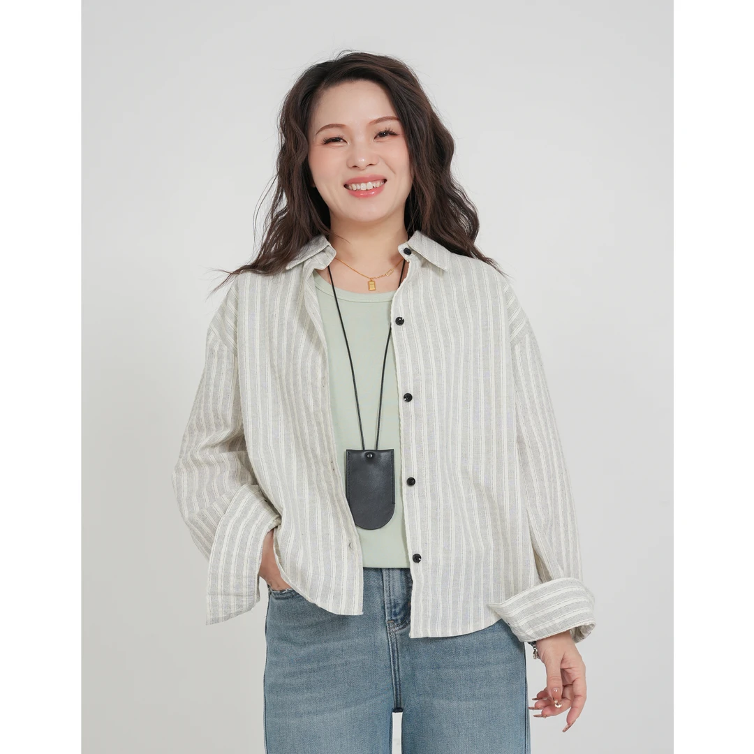 小个子圆圆7123秋季新款学院风全棉条纹衬衫宽松休闲百搭上衣女