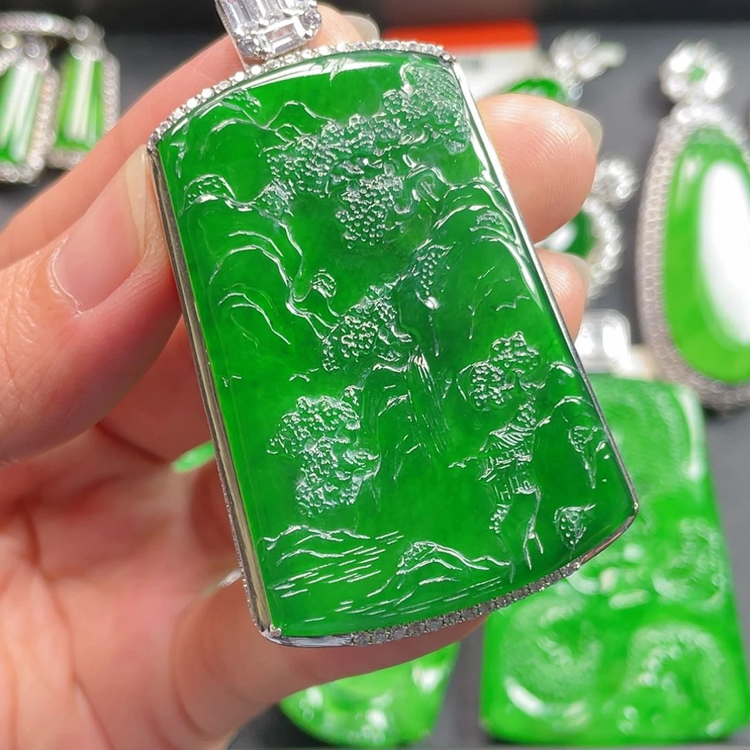 吊坠(不含链)未镶嵌翡翠