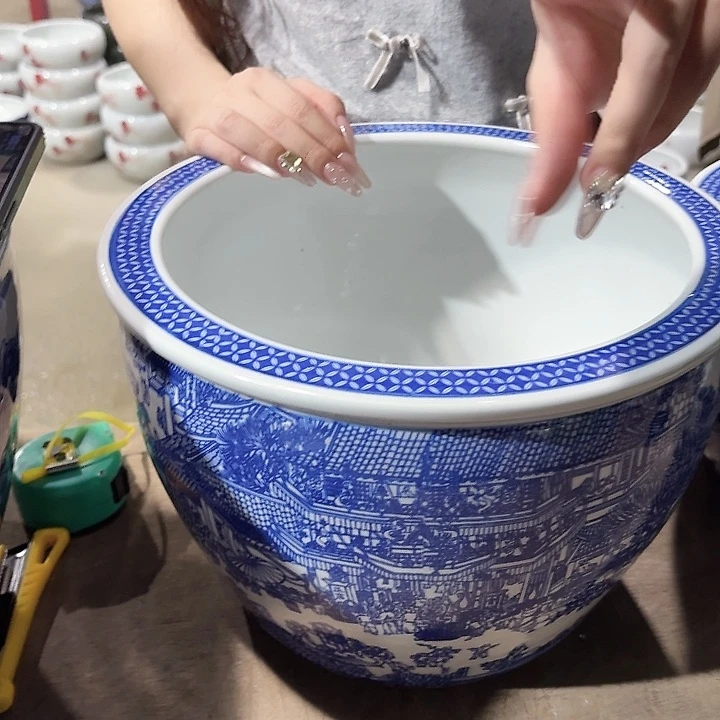 瓷片口径30厘米 高度21厘米