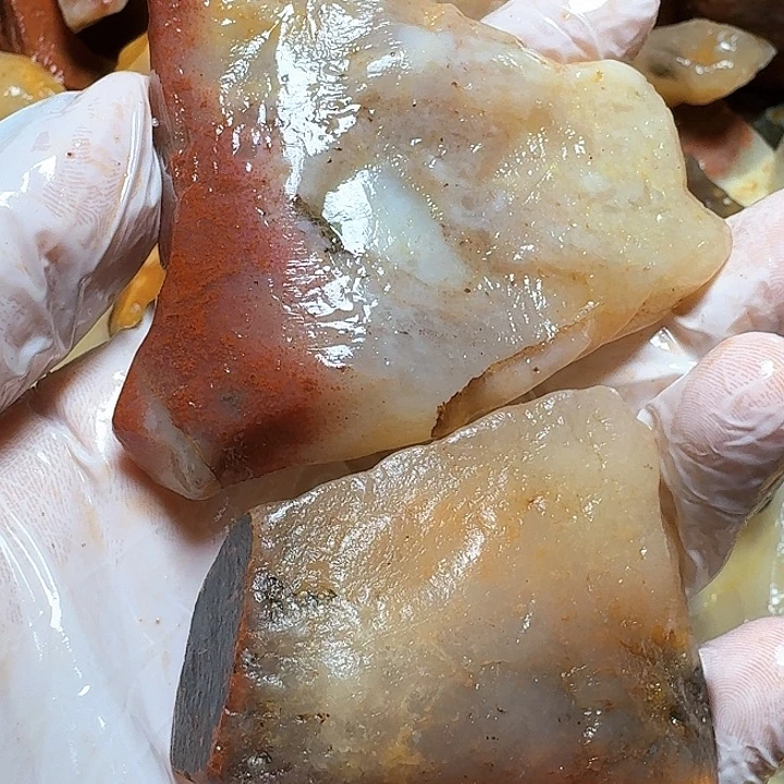 明***非寿山石寿山石的颜色