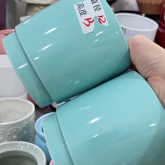 多肉绿植陶瓷花盆9.9包邮，有孔