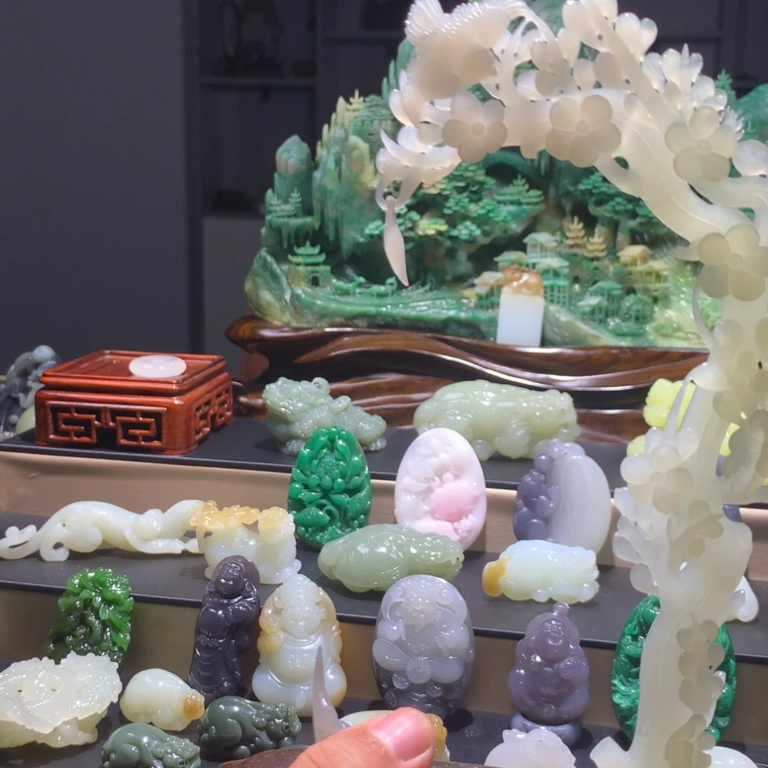 风***叶和田玉未镶嵌挂件