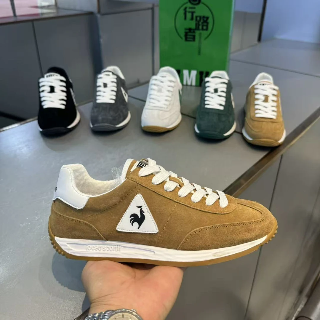 低帮轻便男鞋阿甘鞋潮牌时尚百搭板鞋男士休闲鞋潮鞋