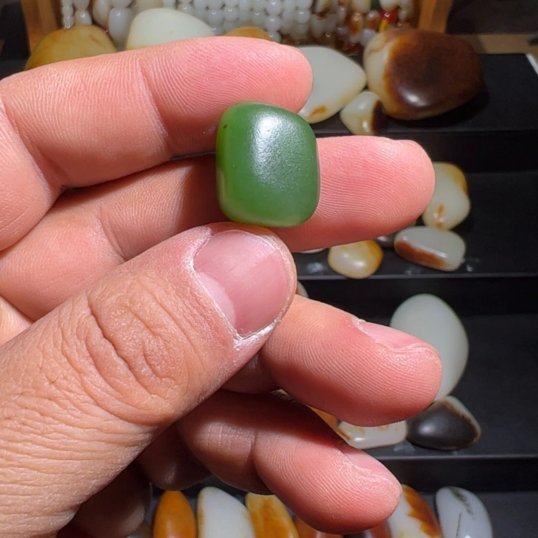 和田玉未镶嵌挂件6克