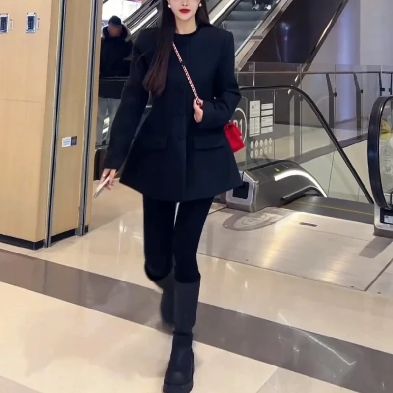 气质显瘦小蛮腰加棉西装外套女2025秋冬季新款气质夹棉加厚毛呢