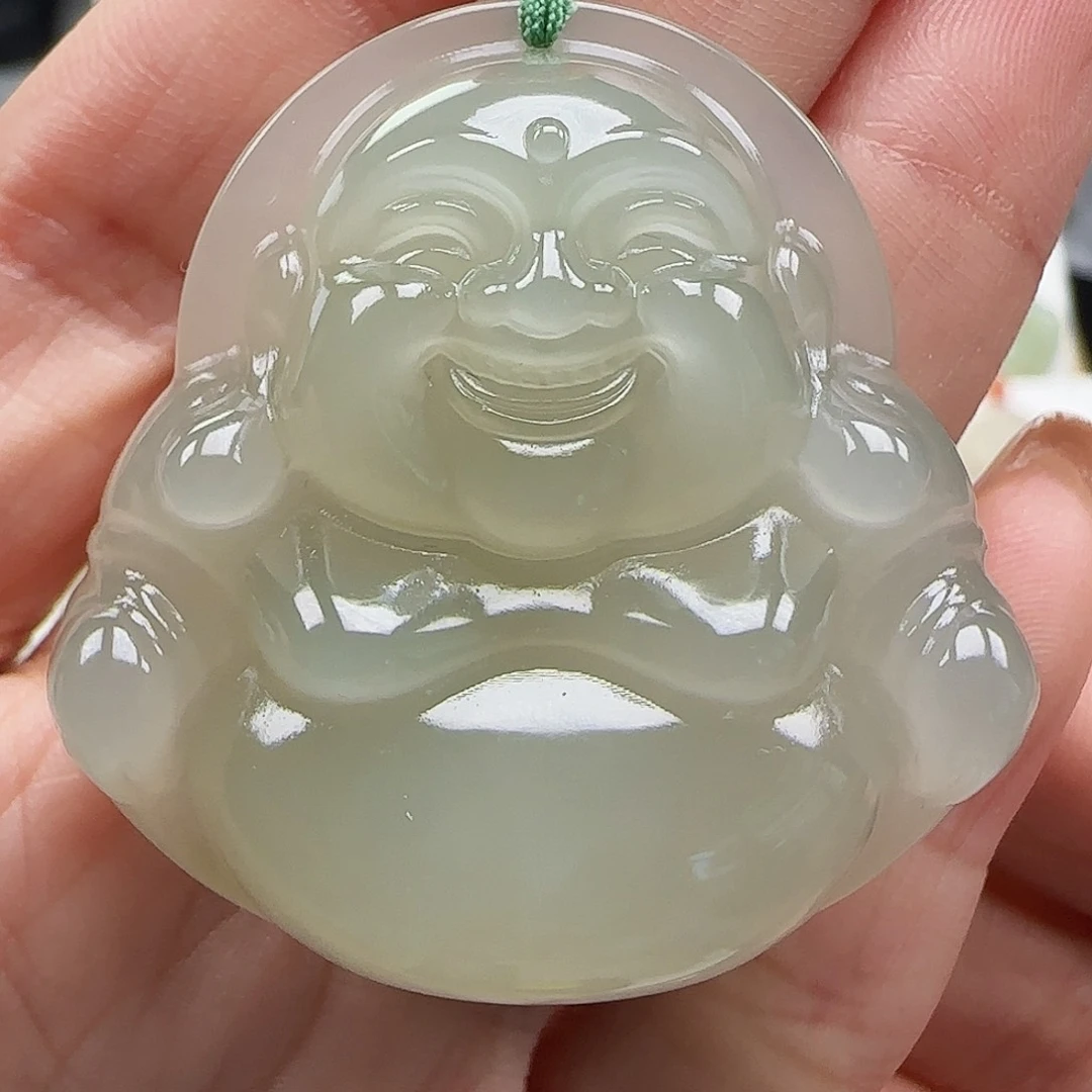 和田玉足金镶嵌颈饰