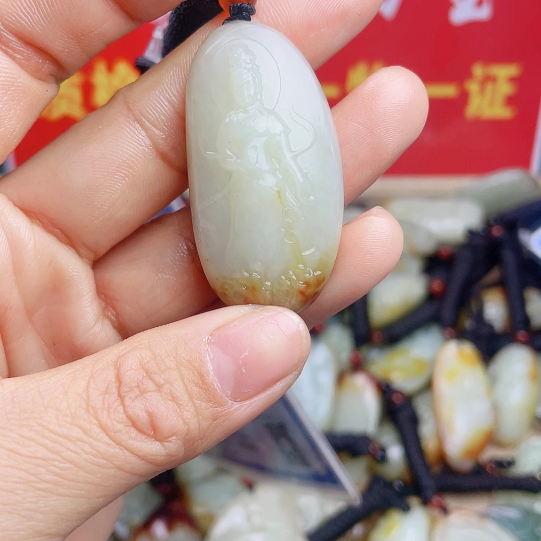 和田玉颈饰未镶嵌